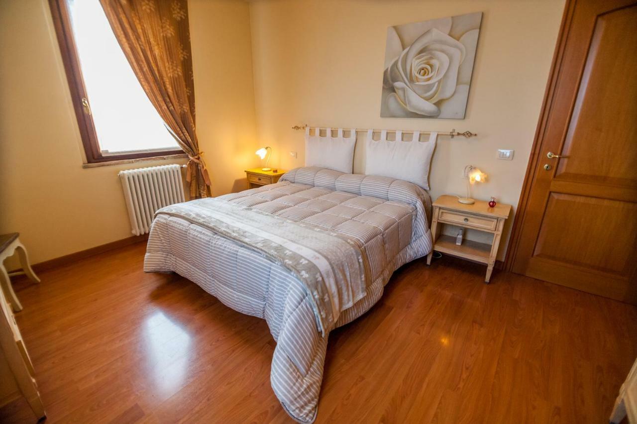 Готель Agriturismo Corte Ghiara Фонтанеллато Екстер'єр фото